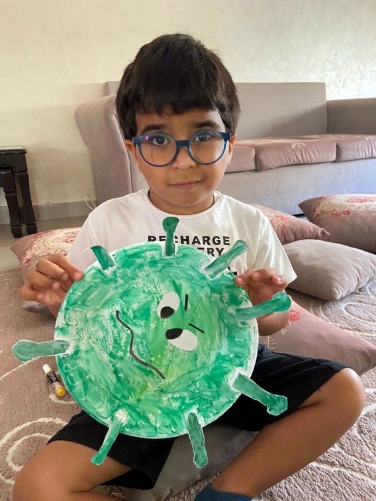 إبداع أصحاب الهمم في الرسم مقر مركز محمد بن زايد للتعليم الخاص