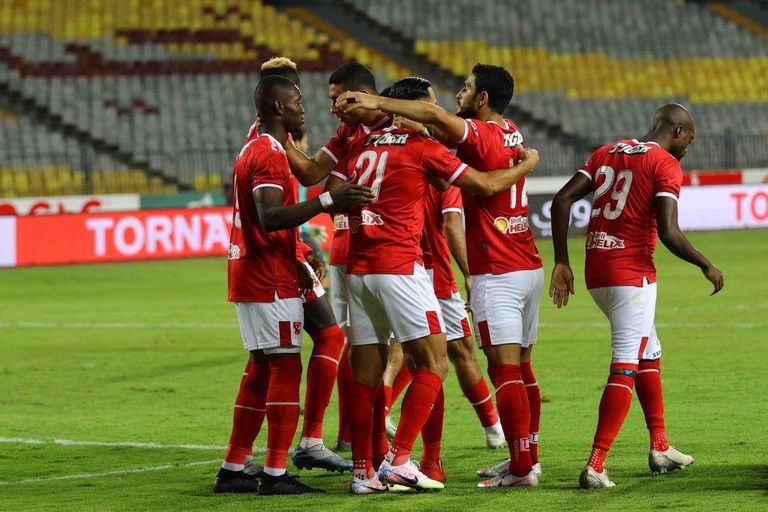 الأهلي يقترب من حسم الدوري المصري