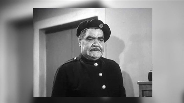 الفنان المصري رياض القصبجي الشهير بشخصية "الشاويش عطية" الفنان المصري رياض القصبجي الشهير بـ