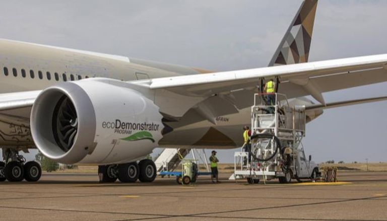 "بوينج" و"الاتحاد للطيران" وWorld Energy تطوّر وقود طائرات مستدام