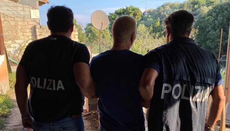 الشرطة الإيطالية تلقي القبض على جوسيبي ماستيني