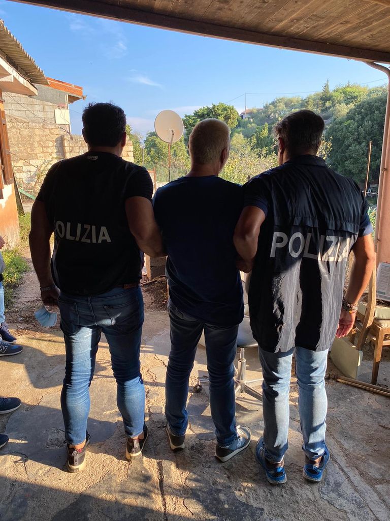 الشرطة الإيطالية تلقي القبض على جوسيبي ماستيني