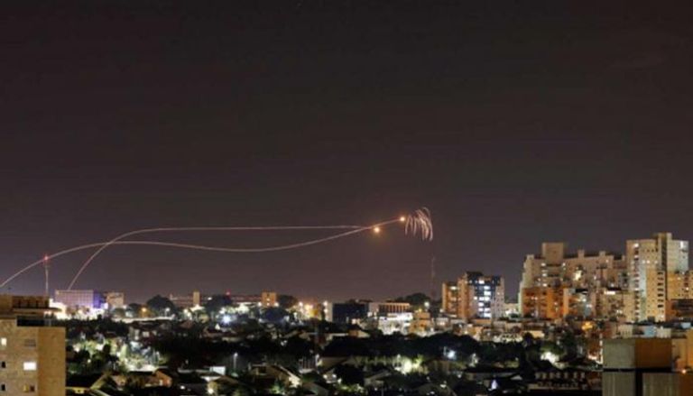 القبة الحديدية تتصدى لصواريخ أطلقت من غزة