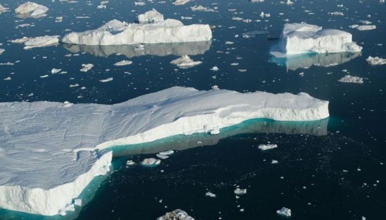 انفصال الكتل الجليدية الضخمة يمهد لانصهارها ورفع منسوب مياه البحار