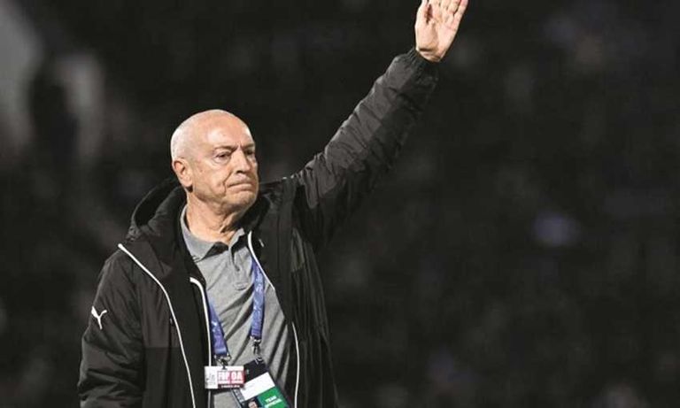 باتريس كارتيرون مدرب الزمالك المستقيل