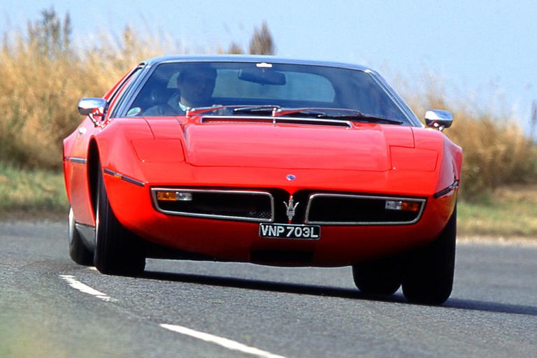 طراز بورش 944