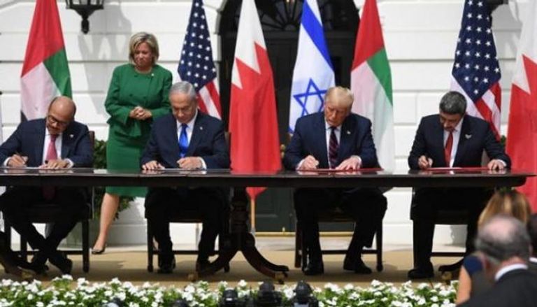 جانب من توقيع معاهدة السلام بين الإمارات والبحرين وإسرائيل