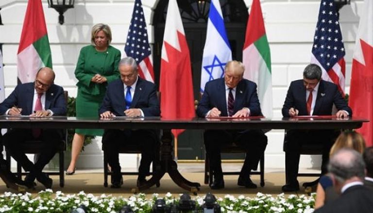 جانب من توقيع معاهدة السلام بين الإمارات والبحرين وإسرائيل