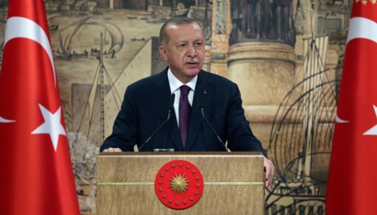الرئيس التركي يبطش بالشعب بحجة غولن - رويترز