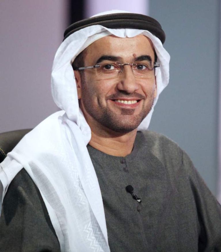 الروائي والشاعر والناقد الإماراتي سلطان العميمي