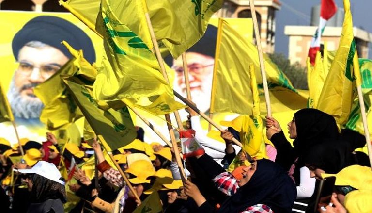 حزب الله الإرهابي يتباهى علانية بعلاقته بإيران- أرشيفية