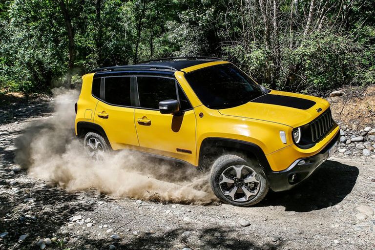 طراز جييب Renegade طراز جيب Renegade وطراز مازدا CX-3