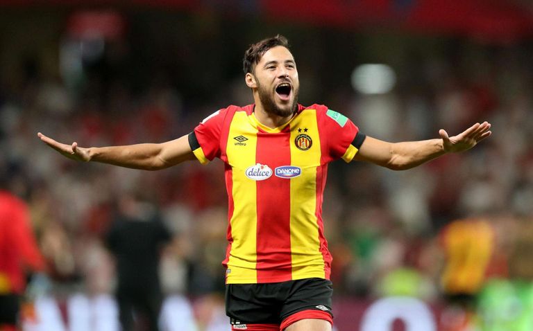 يوسف بلايلي لاعب الأهلي السعودي جمال بلماضي