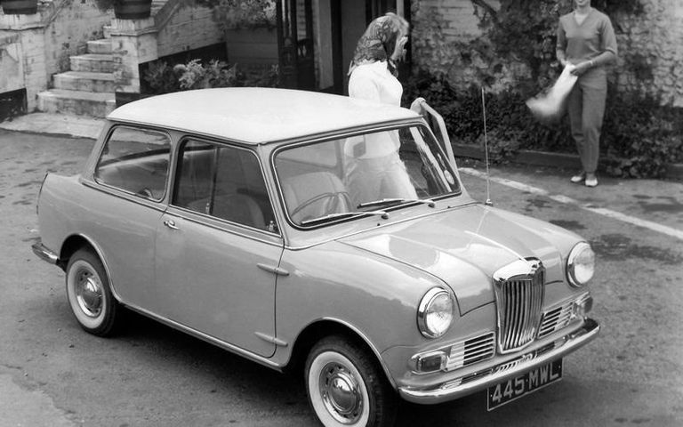 طراز Riley Elf  طراز Hustler  من ميني