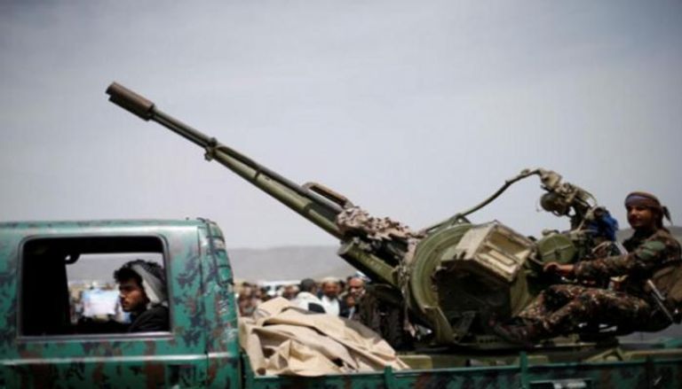 عربة مسلحة تابعة لمليشيا الحوثي