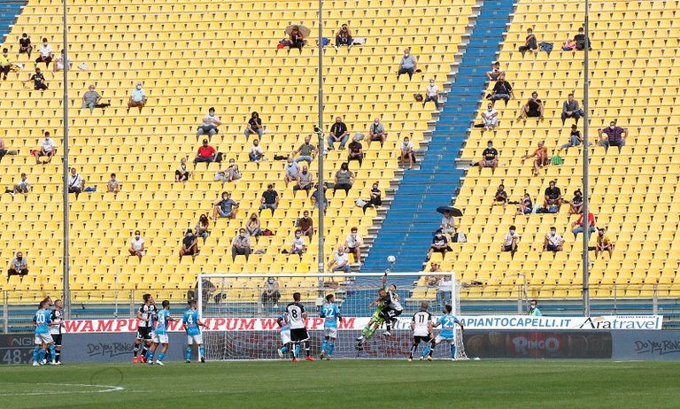 مباراة بارما ونابولي