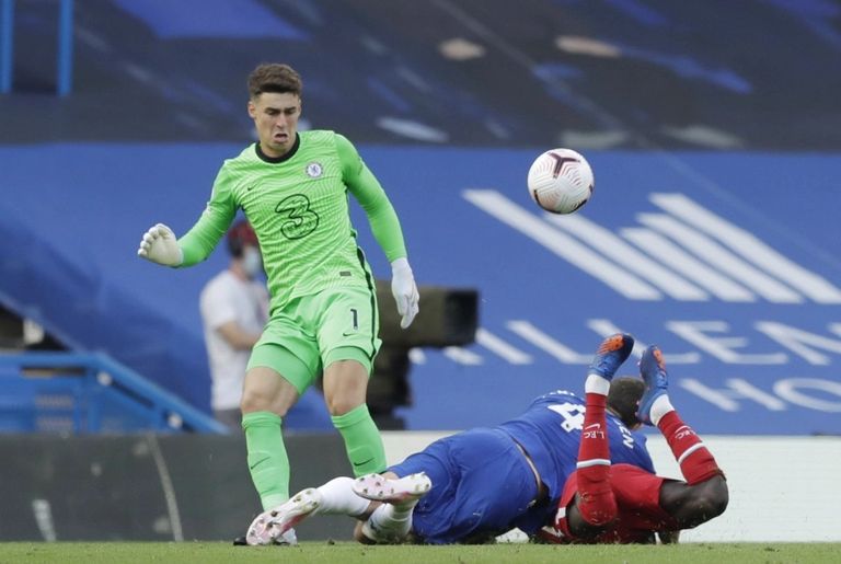 إعاقة كريستنسن مدافع تشيلسي لساديو ماني مهاجم ليفربول  يورجن كلوب مدرب ليفربول