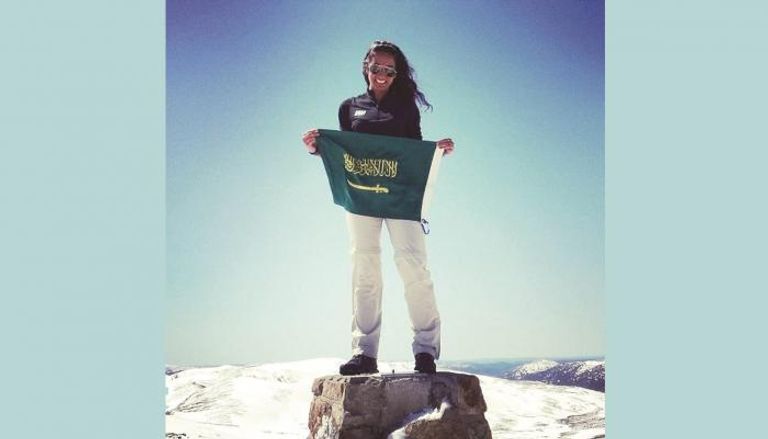 رها محرق أول سعودية وأصغر امرأة عربية تتسلق جبال إيفرست