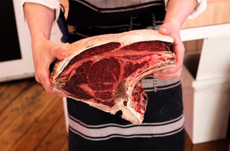 مسابقة لاختيار أفضل القصابين بفرنسا - أرشيفية