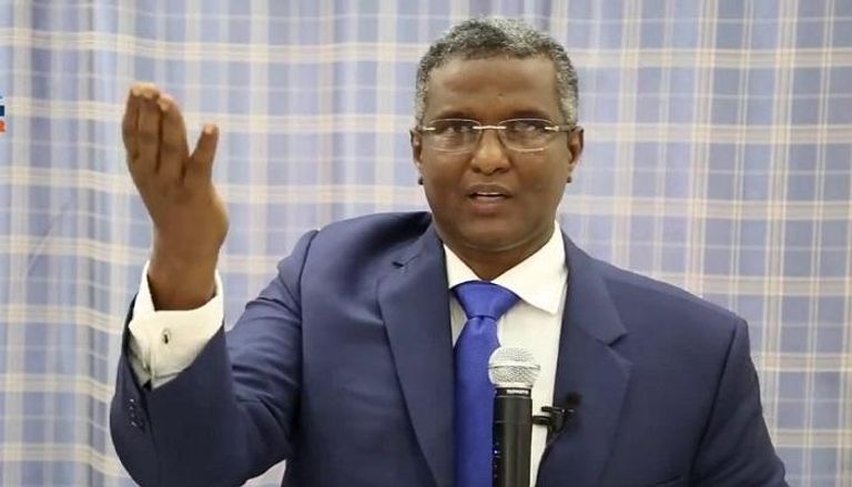 المعارض الصومالي البارز عبدالرحمن عبد الشكور ورسمي