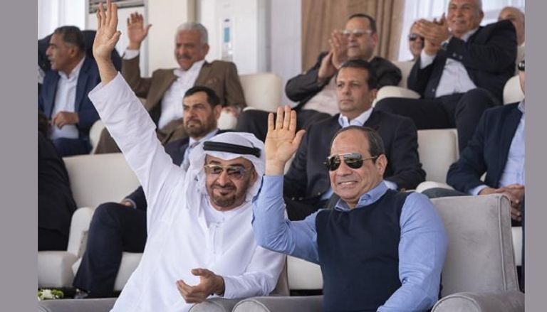 الشيخ محمد بن زايد آل نهيان والرئيس المصري عبدالفتاح السيسي خلال لقاء سابق