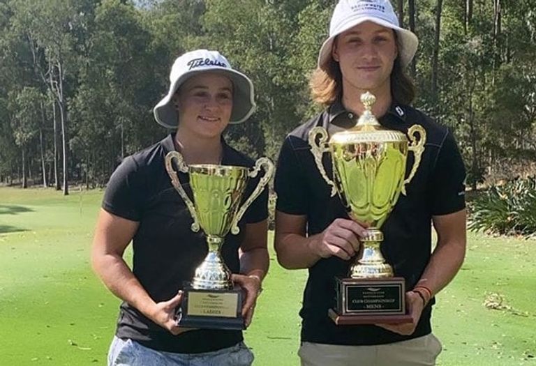 لاعبة التنس الأسترالية آشلي بارتي نجمة التنس الأسترالية آشلي بارتي