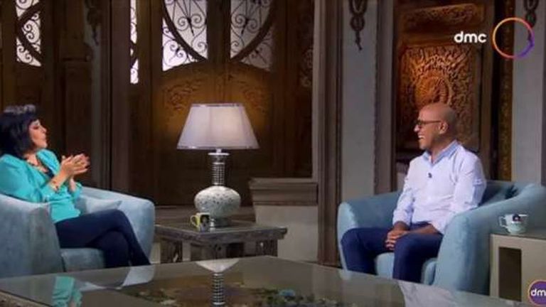 أشرف عبدالباقي مع الإعلامية إسعاد يونس
