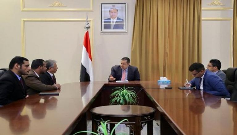 رئيس الحكومة اليمنية المكلف يلتقي ممثلي مؤتمر حضرموت