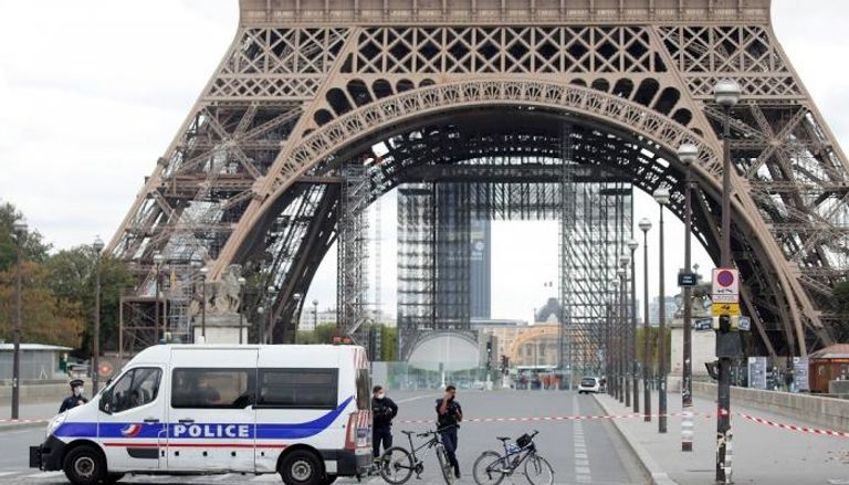 الشرطة الفرنسية أغلقت برج إيفل
