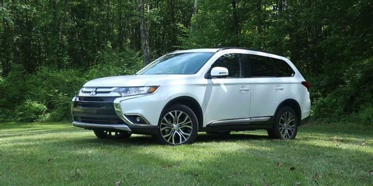 طراز "أوتلاندر"  طراز تويوتا RAV4