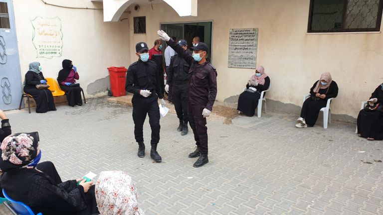 أزمة كورونا عطلت عمل المحاكم الشرعية خاصة في قضايا النساء