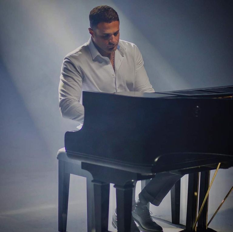 الفنان المصري محمد نور