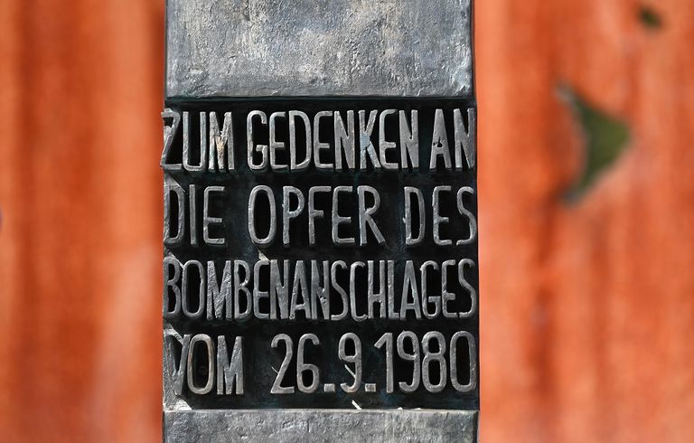 روبرت بلاتزر أحد الناجين من اعتداء 