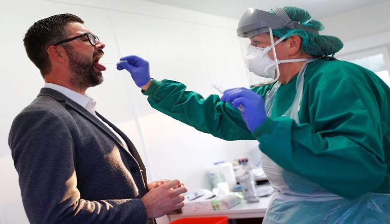 اختبار فيروس كورونا