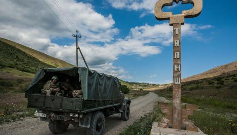 قوات أذرية على الحدود بين أرمينيا وأذربيجان - أرشيفية