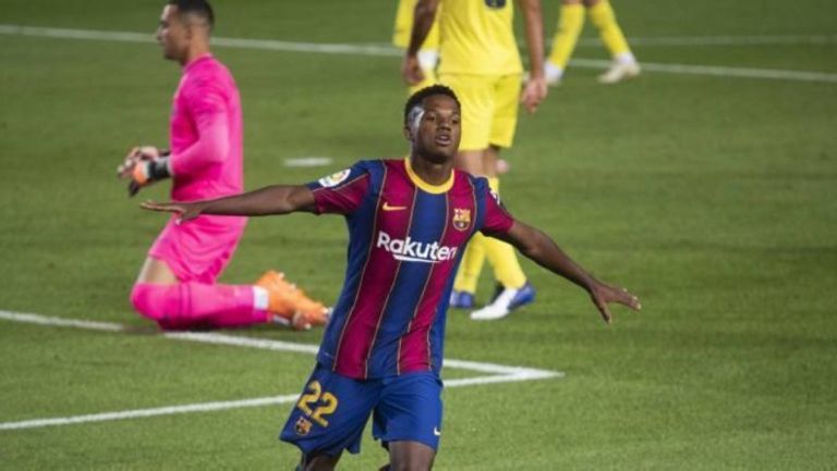 أنسو فاتي نجم برشلونة الواعد أنسو فاتي وليونيل ميسي وفيليبي كوتينيو من مواجهة برشلونة ضد فياريال
