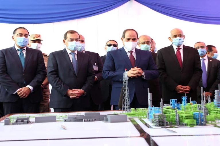                               الرئيس المصري عبدالفتاح السيسي أثناء افتتاح مشروع مصفاة المصرية للتكرير 