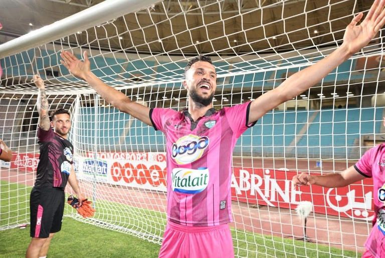 فريق الأولمبي الباجي الترجي والإفريقي.. من مواجهة في الدوري التونسي