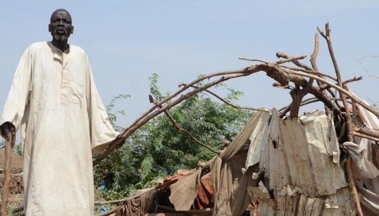 باق رجل سوداني يبلغ من العمر 80 عاما