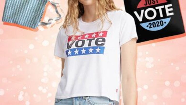 نجوم هوليوود يرتدون ملابس تشجع على التصويت
