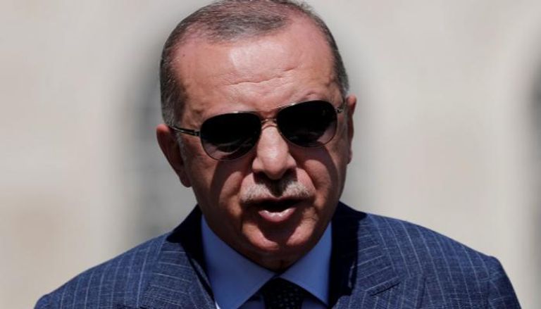 أردوغان يقود تركيا للانهيار