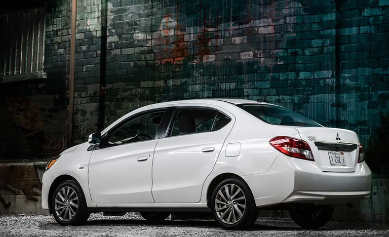 ميتسوبيشي Mirage G4  ميتسوبيشي Mirage G4