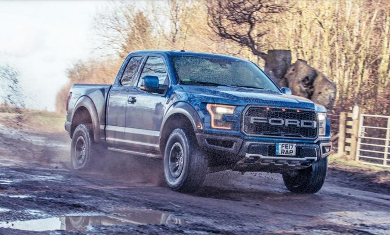 شاحنة فورد رابتور طراز أودي RS6