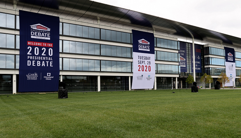 المبنى الذي ستعقد به المناظرة المنصتان المخصصتان للمناظرة بين ترامب وبايدن