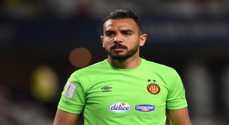 معز بن شريفية حارس الترجي التونسي الترجي تصدر الدوري التونسي بإسقاط النجم الساحلي