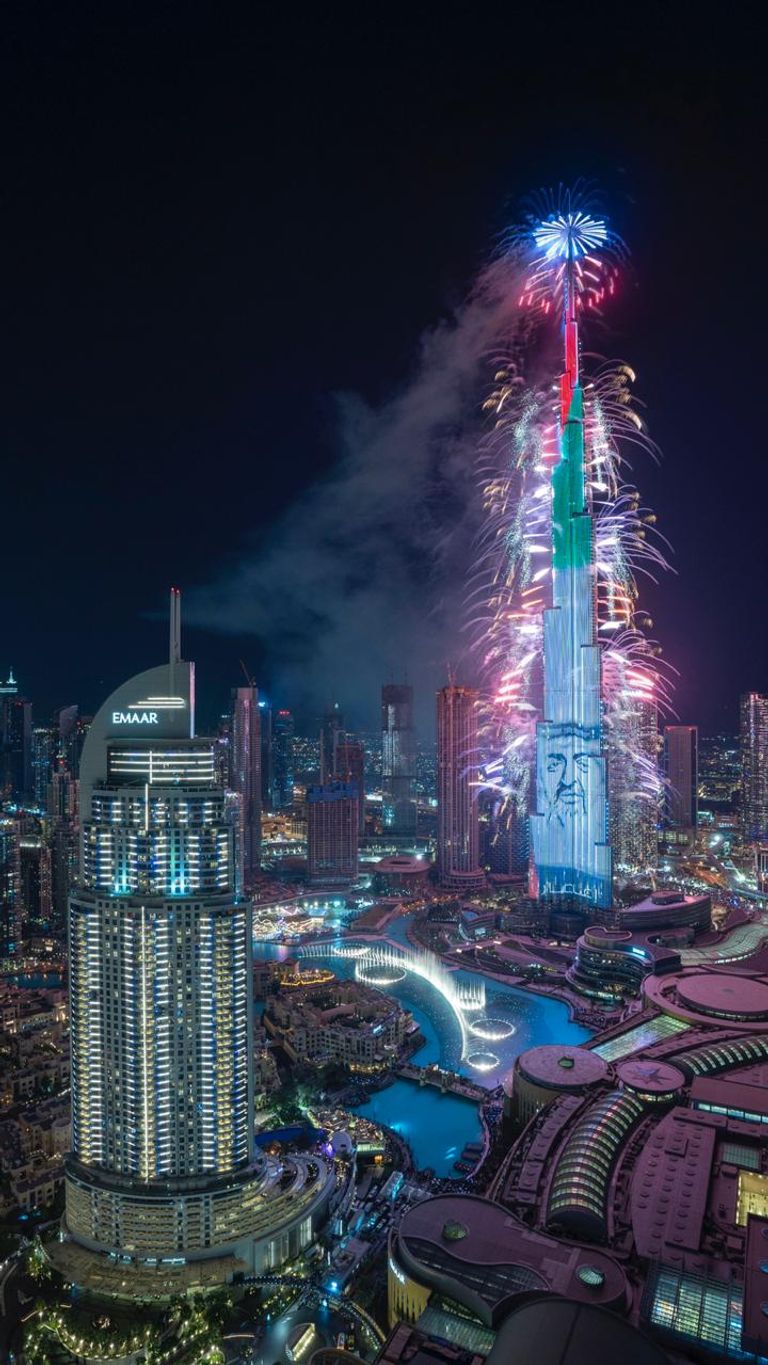 احتفال برج خليفة بالعام الجديد