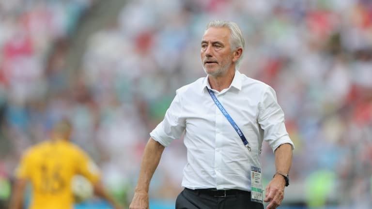 بيرت فان مارفيك مدرب منتخب الإمارات