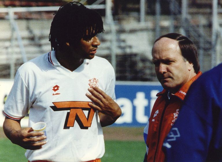 أدفوكات ورود خوليت في منتخب هولندا