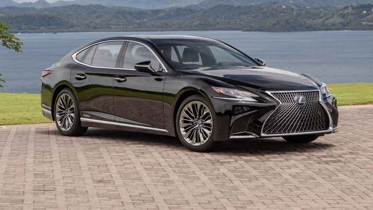 لكزس 2020 LS لكزس 2020 UX