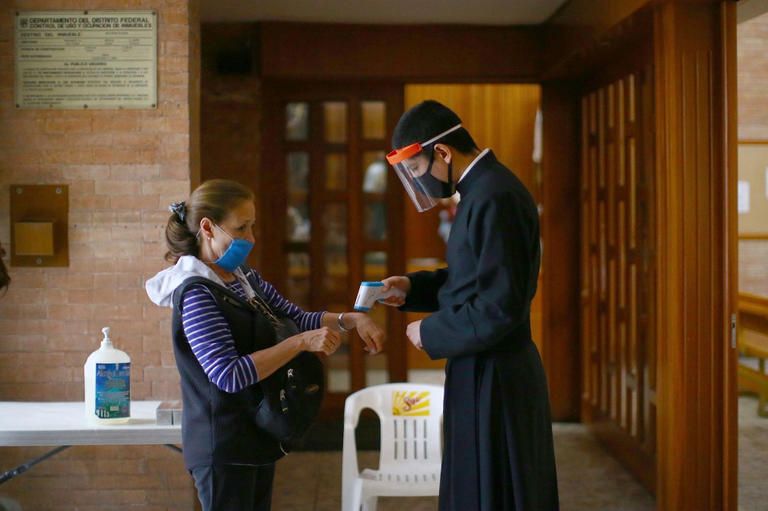 ارتفاع إصابات كورونا حول العالم لـ84 مليونا و982 ألفا و875 حالة